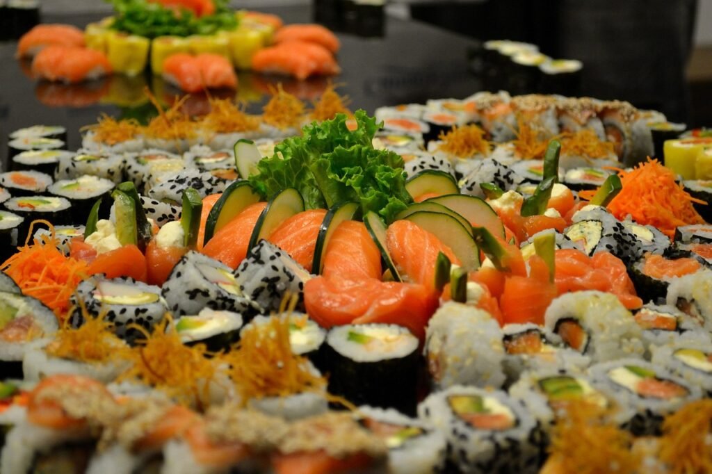 sushi, chef presentation, food-596930.jpg